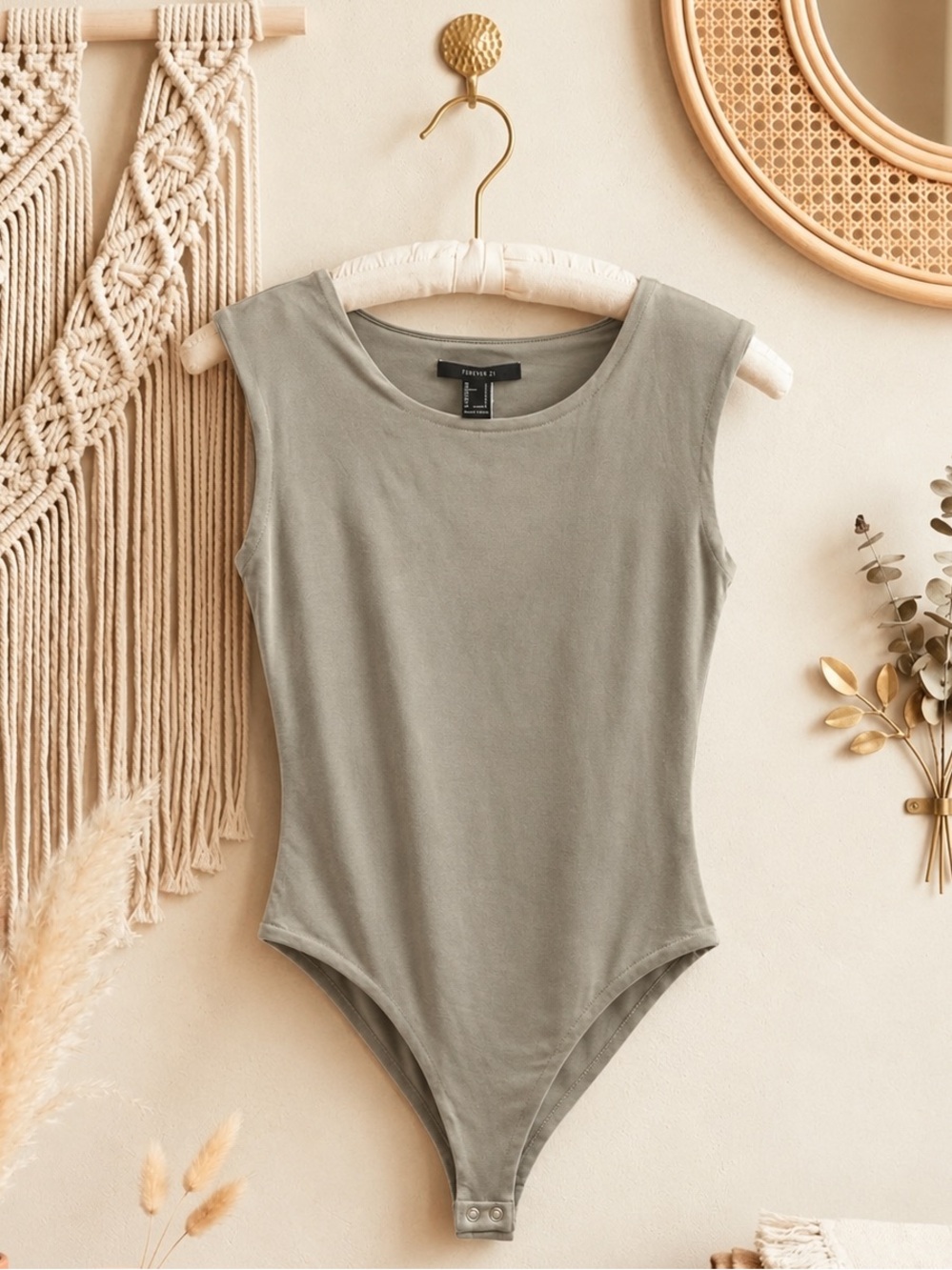 NWT Forever 21 Khaki Beige Padded Shoulder Bodysuit Top